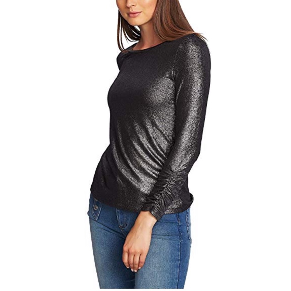 1.State Women’s ruched cuff shimmery top black